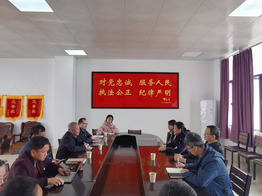 37f4ff962af34ff3b1f01cdb38109749.jpg 37f4ff962af34ff3b1f01cdb38109749.jpg