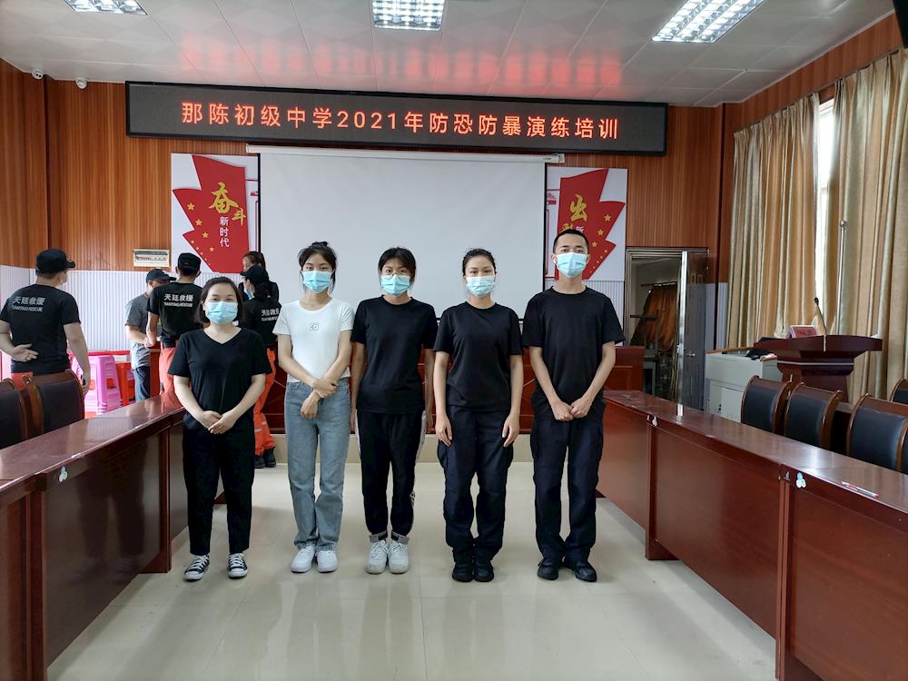 26c9d686cc794be4863788ac2cd50932.jpg 26c9d686cc794be4863788ac2cd50932.jpg