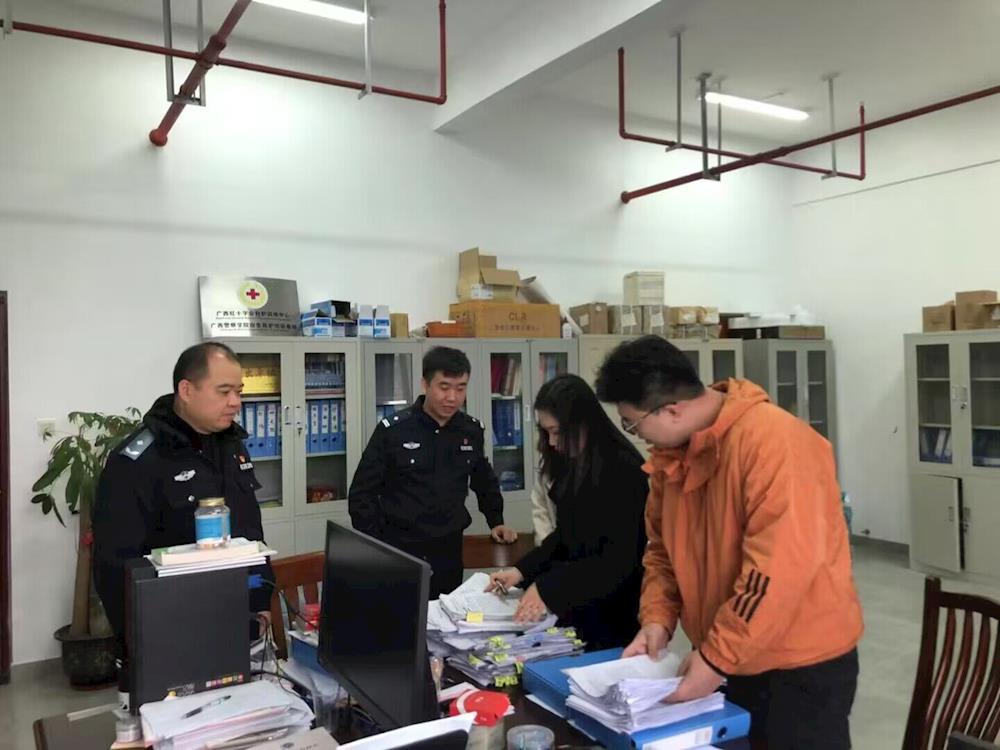 9f8dca29082a4184a8cafb540a43654a.jpg 9f8dca29082a4184a8cafb540a43654a.jpg