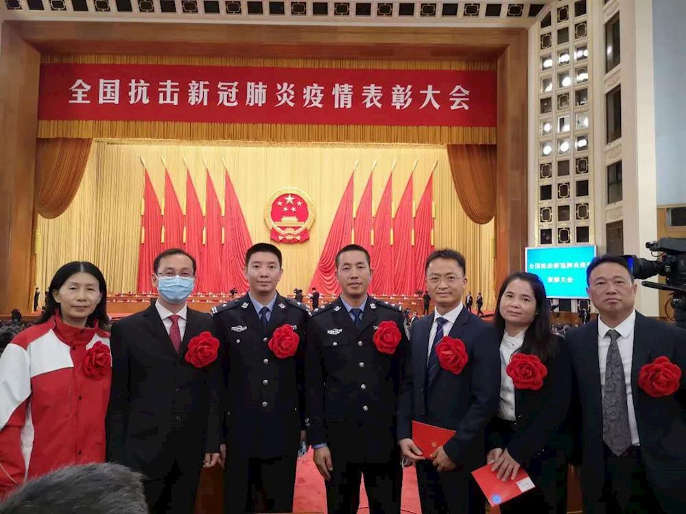 b44f95dd94e340bd9b6f015f9f296260.jpg b44f95dd94e340bd9b6f015f9f296260.jpg
