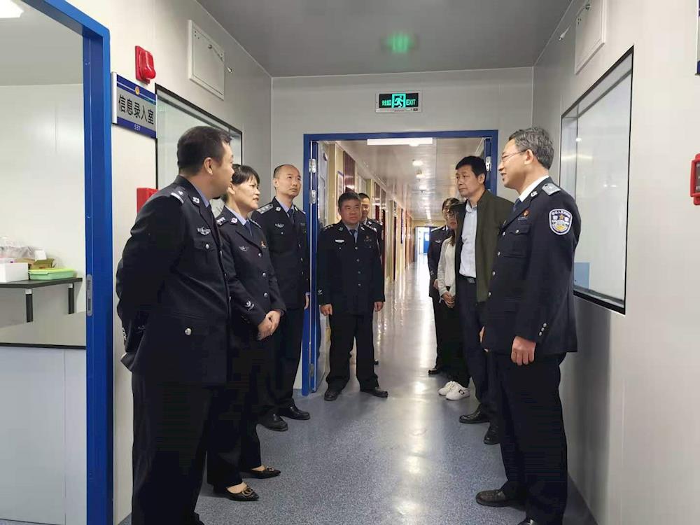 cedfac41aea6481a8d15c7700b7f2eb5.jpg cedfac41aea6481a8d15c7700b7f2eb5.jpg