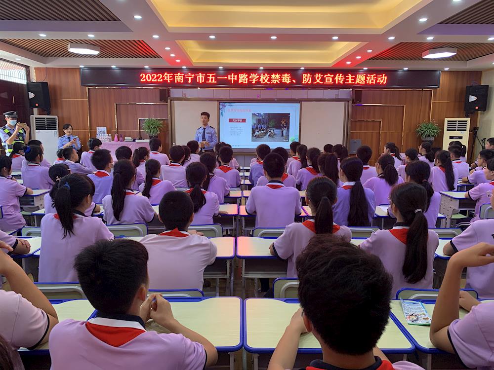 fea98e15da834880819cb0cab7aff8b2.jpg fea98e15da834880819cb0cab7aff8b2.jpg