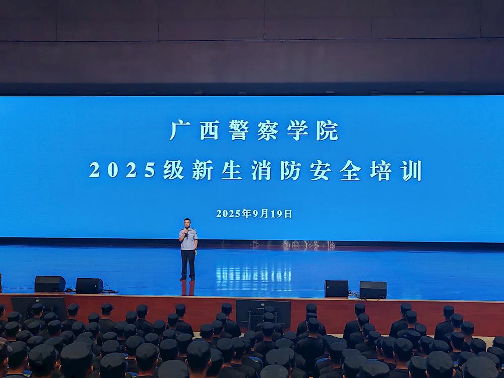 6a0b2c9aa26f48f7844ae95eef8db1b8.jpg 6a0b2c9aa26f48f7844ae95eef8db1b8.jpg