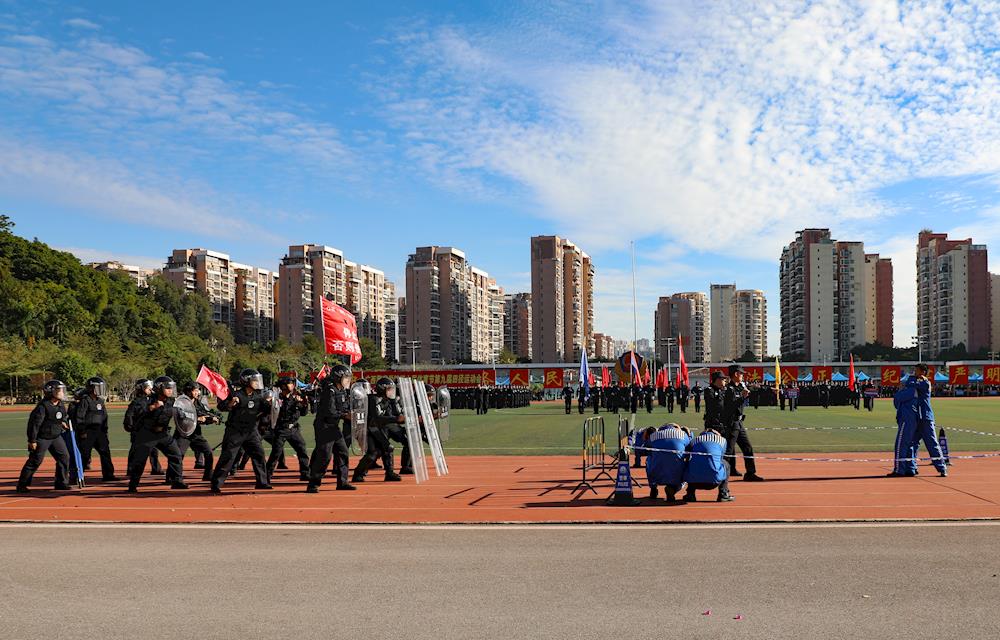 cee57b4d8f334802a3cdab3300c294bf.JPG cee57b4d8f334802a3cdab3300c294bf.JPG