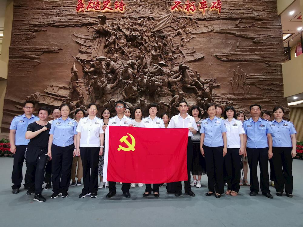 cfa85795a26044809a001380417921ea.jpg cfa85795a26044809a001380417921ea.jpg