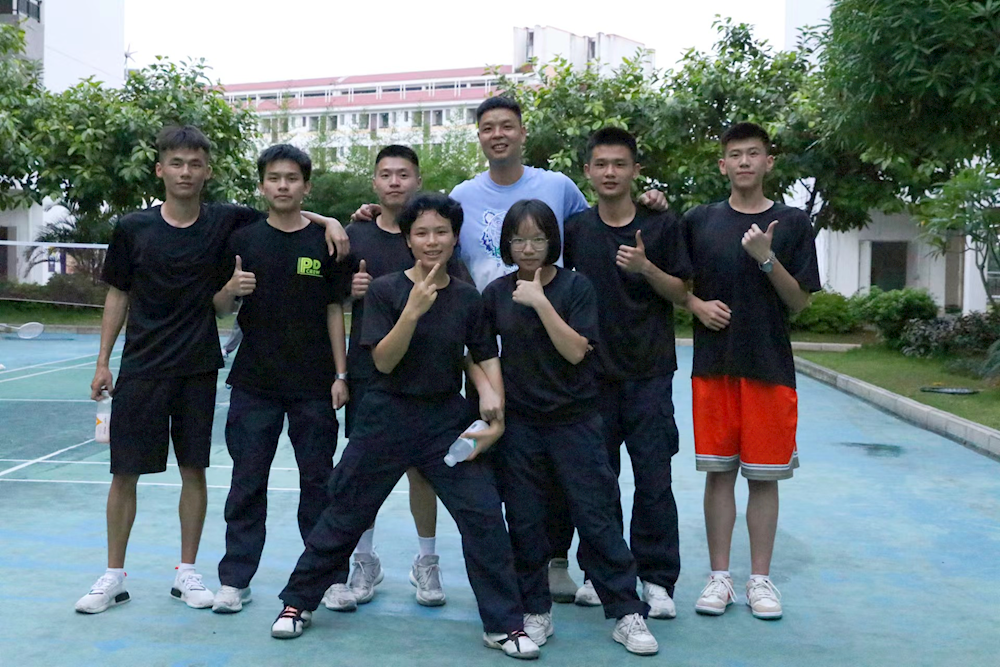 7da851bee1d9478d96036e6afb65ecfa.png