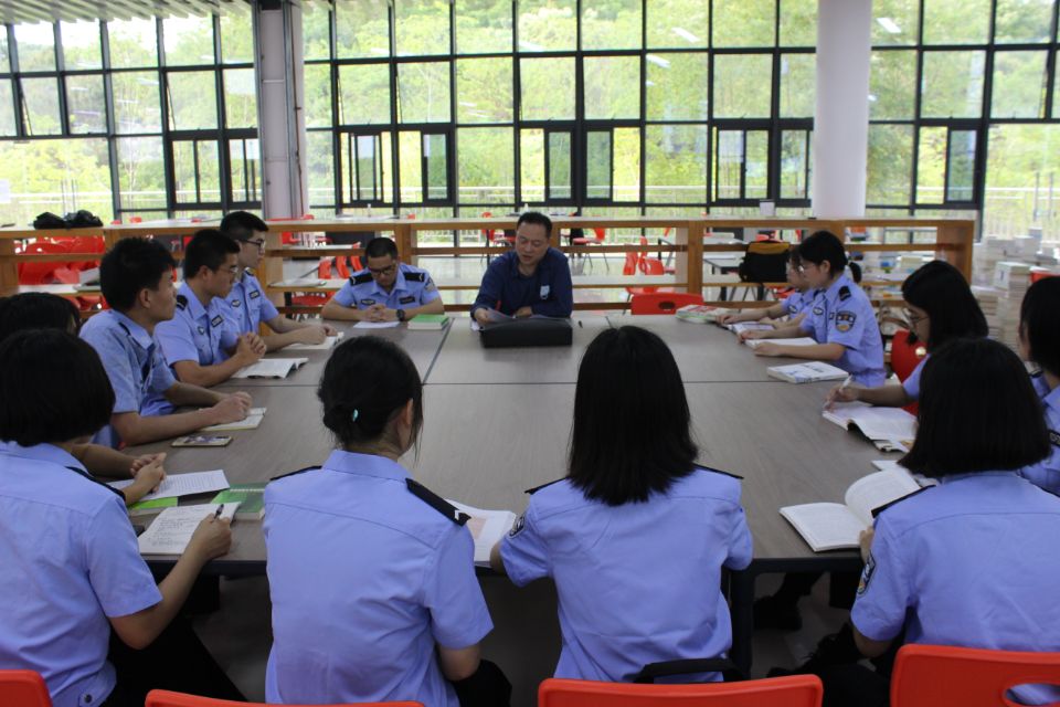 e2ccc563b2354ef9b9c7641f2967caba.jpg e2ccc563b2354ef9b9c7641f2967caba.jpg
