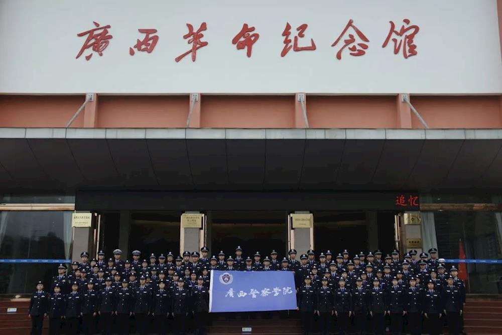 069af04eac7547eaafa7388d05ce4821.jpg
