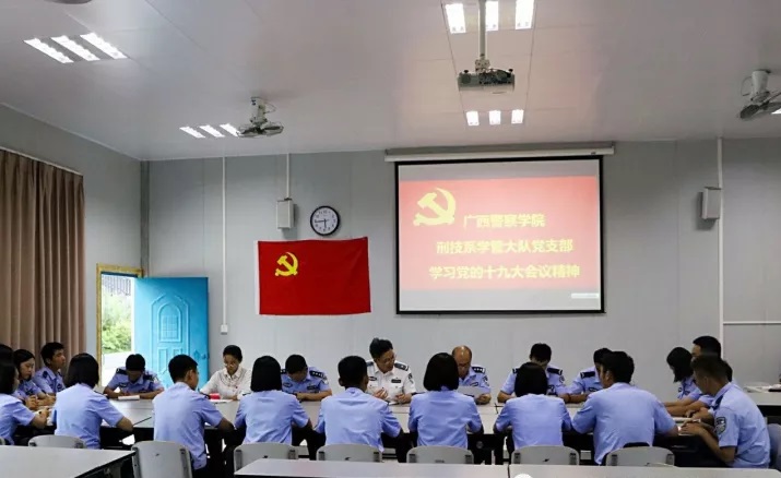 eac92327b7444321b7bf94ba9ac75b5a.jpg eac92327b7444321b7bf94ba9ac75b5a.jpg