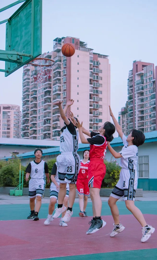 e0598312ea904cecbbf6bdab1d0c8b26.jpg