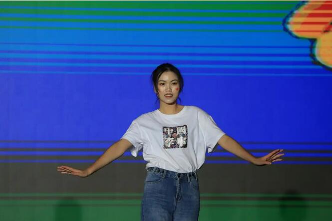 c664afa6b1684d90960bb323e54220a9.jpg c664afa6b1684d90960bb323e54220a9.jpg