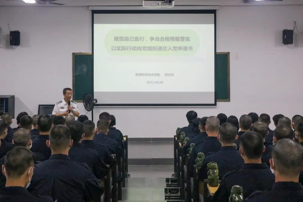 cc015637080341ffad1d8719d01ba197.jpg cc015637080341ffad1d8719d01ba197.jpg