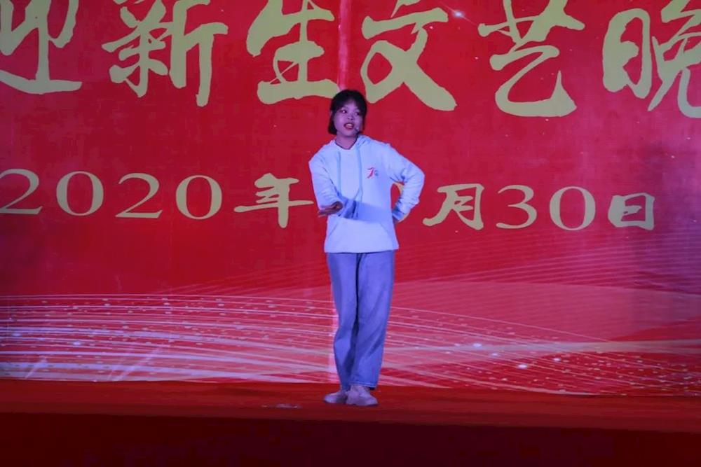 1b72a7190f63462e9a811a34cdae9298.jpg 1b72a7190f63462e9a811a34cdae9298.jpg