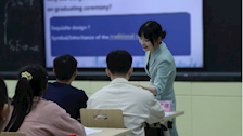 Best365官网教师吴婷婷在第十三届“外教社杯” 全国高校外语教学大赛中荣获佳绩