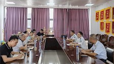 【迎评促建】覃干超书记深入公共管理学院开展调研活动