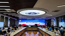 ​公共管理学院召开师德师风集中学习教育会