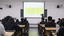 我院举行“互联网+”大学生创新创业大赛培训会