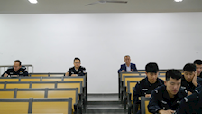 Best365官网开展2021年春季学期 第二次集中听课活动