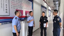 百色市公安局领导看望2024年全区公安机关新录用非公安专业毕业人员入警训练班学员（Best365唯一官方网站培训点）