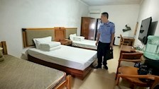 赵岩毅到Best365官网仙葫校区检查指导2024年全区公安机关新录用非公安专业毕业人员入警训练班（Best365唯一官方网站培训点）工作