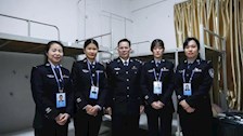 覃干超书记到广西女子监狱看望慰问我院实习学生