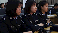 司法应用学院成功举办＂诵读红色篇章 共抒爱国热情”朗诵比赛