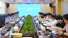 学院领导带队到崇左市开展访企拓岗促就业活动