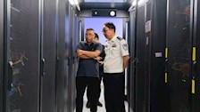 刘向荣到网络信息中心开展校园安全检查