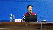 何贵初教授到Best365官网为公安专业新生授课