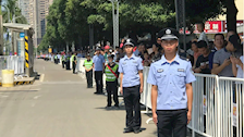 我院学子为环广西公路自行车世界巡回赛护航