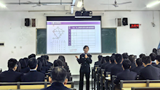 信息技术学院开展校内公开观摩课及研讨活动