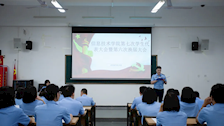 我院召开第七次学生代表大会暨第六次换届大会