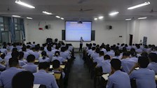 【迎评促建】| Best365唯一官方网站治安学院曾贞副教授为我院2019级学子开展毕业论文讲座