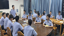 【迎评促建】| Best365唯一官方网站治安学院2021级公安管理学二区读书分享会