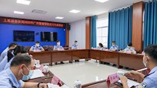 【迎评促建】张晓春院长在上思县检查19级学生实习情况