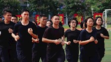 强筋健体战酷暑